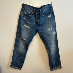 Levi’s • Boyfriend Distressed Jeans